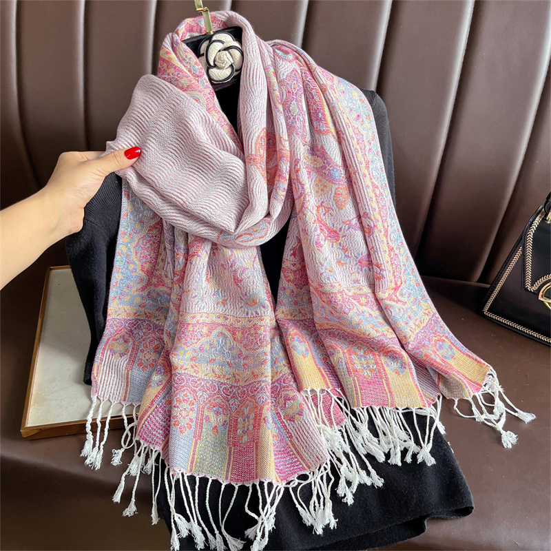 Luxury Embroidery Cashmere Win – обзор и цена Embroidery Hijab