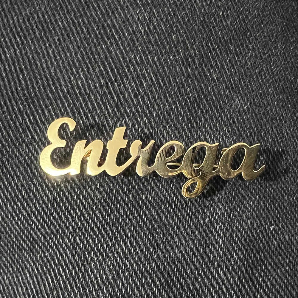 Custom name brooch interwoven  – обзор и цена Embroidery Kaftan