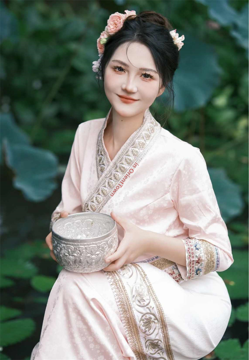 Yunnan Xishuangbanna Dai Tradi – обзор и цена Embroidery Effect