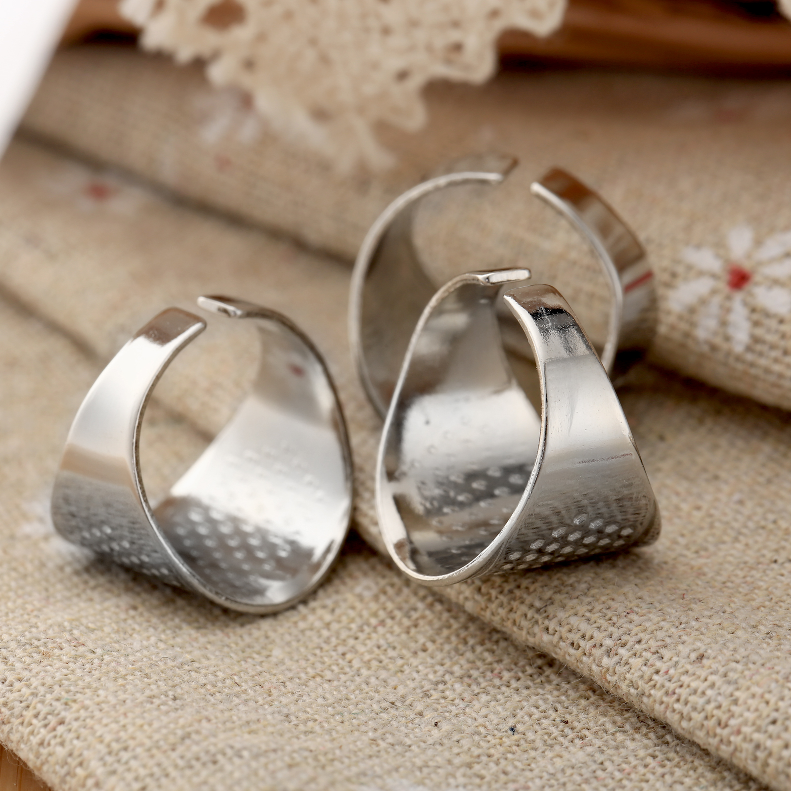 3Pcs/lot Sewing Thimbles Ring  – обзор и цена Embroidery Zone